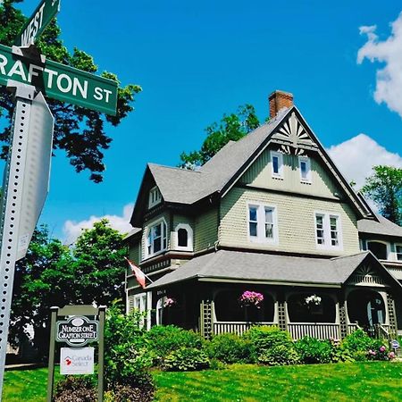 שרלוט טאון No 1 Grafton Inn מראה חיצוני תמונה
